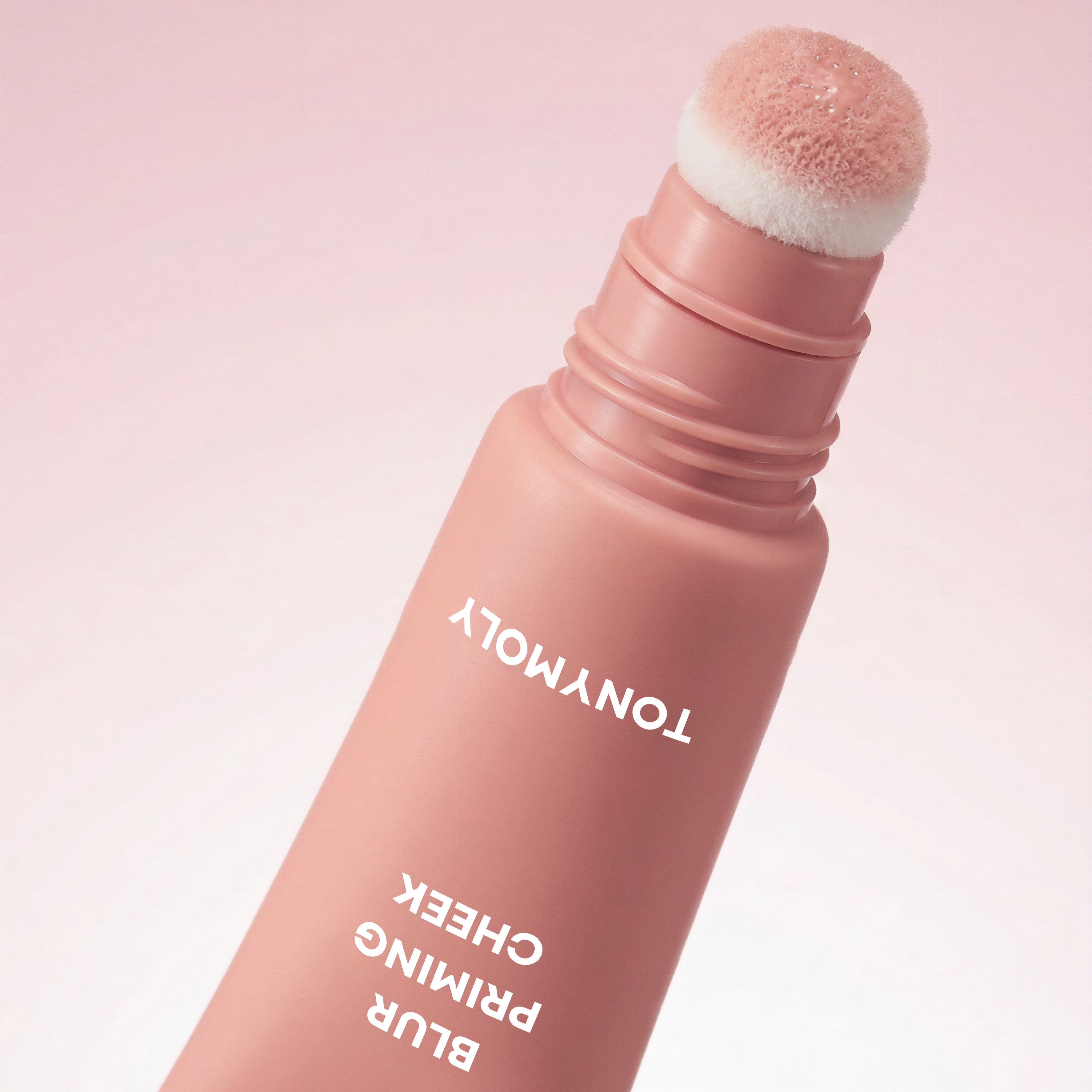 Blurring Priming Cheek